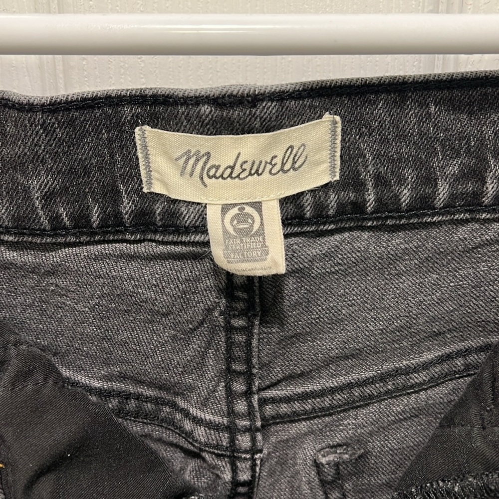 Madewell Perfect Vintage Jean in Lunar Wash (black) - Size 26 - Picture 8 of 11